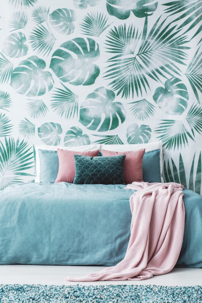 Room with leaf wallpaper